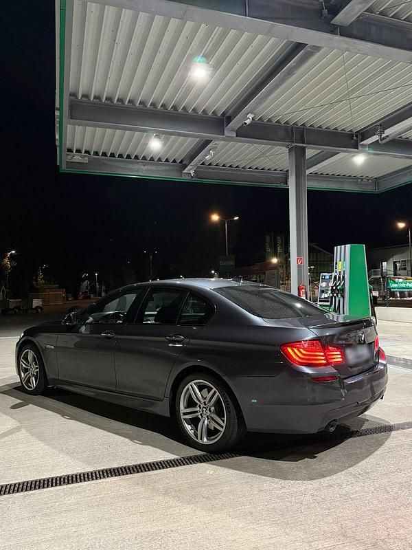 Gebraucht BMW 535 Performance 313 PS (230 kW) 2015 Grau Limousine