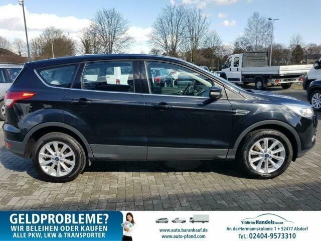 Gebraucht Ford Kuga Titanium 150 PS (110 kW) 2015 Schwarz metallic SUV