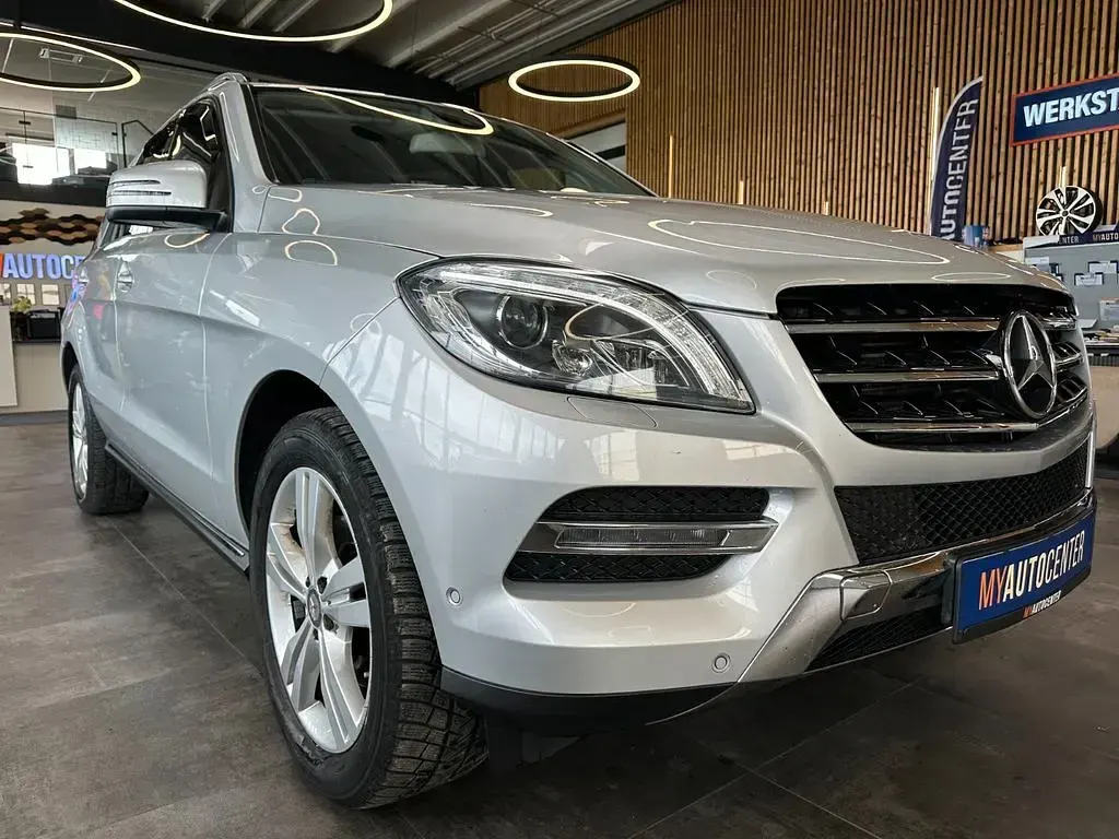 Gebraucht Mercedes ML250 204 PS (150 kW) 2015 Silber SUV