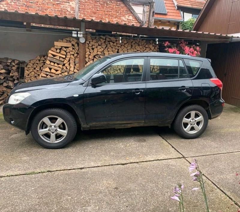 Schwarz Gebraucht 2006 Toyota RAV4 SUV | 4.299 € (Etwas zu teuer) - Bild 1/4