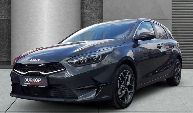 Schwarz Neu 2025 Kia Ceed Limousine | 26.100 € (Fairer Preis) - Bild 1/4