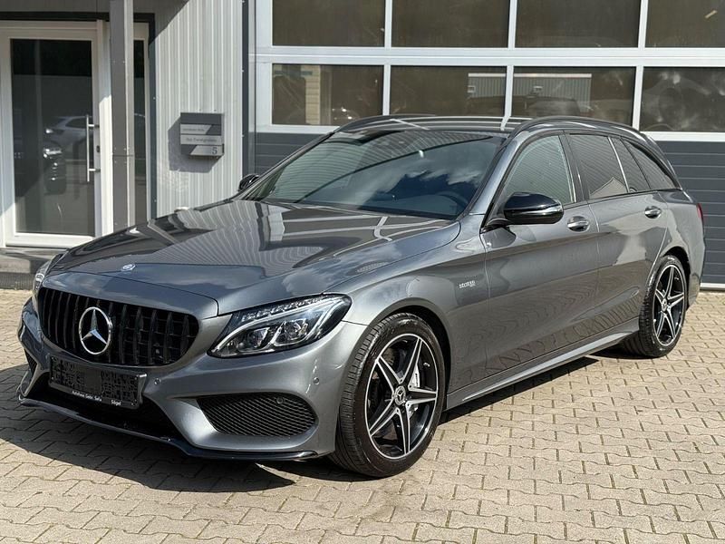 Grau Gebraucht 2016 Mercedes C43 AMG AMG Kombi | 20.800 € (Guter Preis) - Bild 1/4