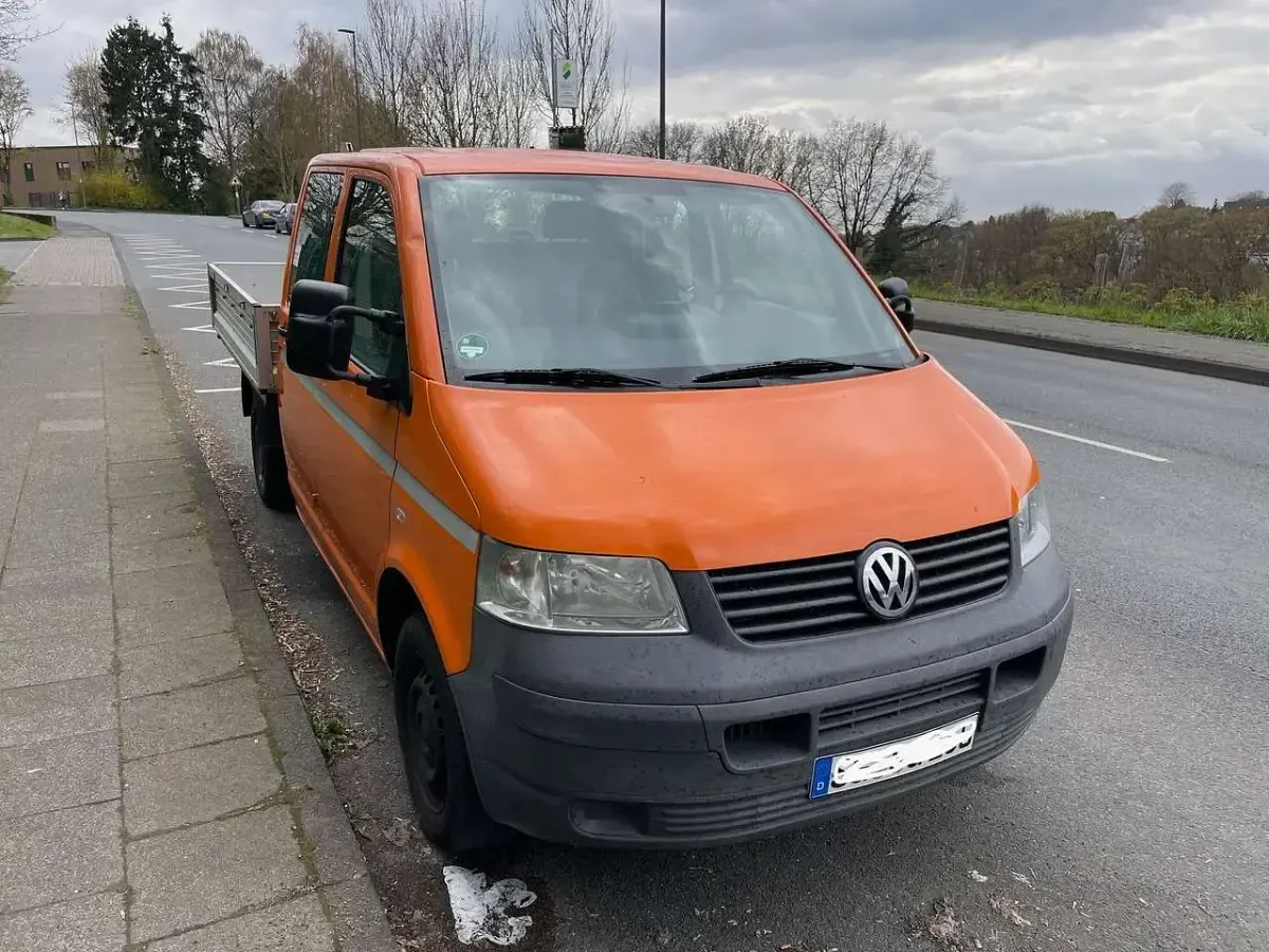Usata VW Transporter 131 CV (96 kW) 2009 Arancione Furgone