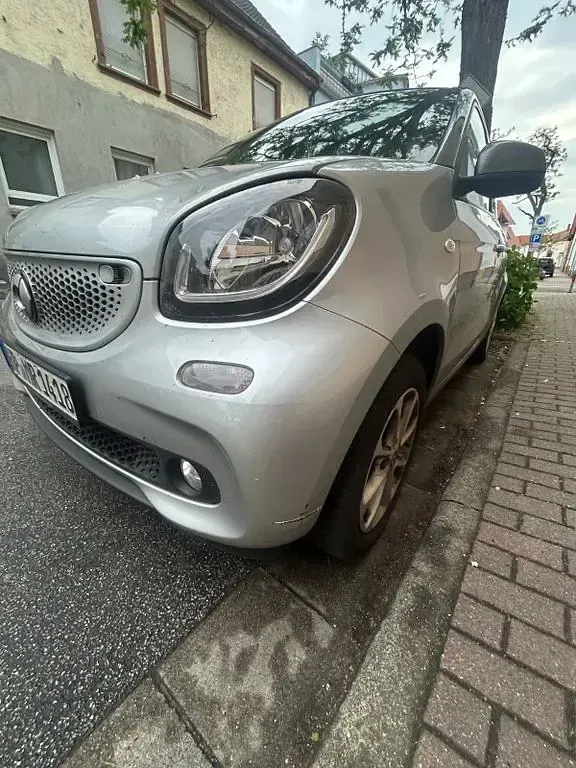 Usata Smart ForFour Passion 90 CV (66 kW) 2019 Grigio Utilitaria