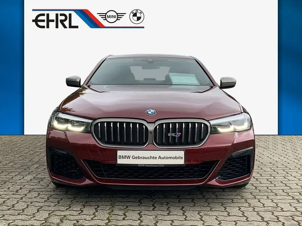 Gebraucht BMW M550 Shadowline 530 PS (389 kW) 2022 Rot Limousine