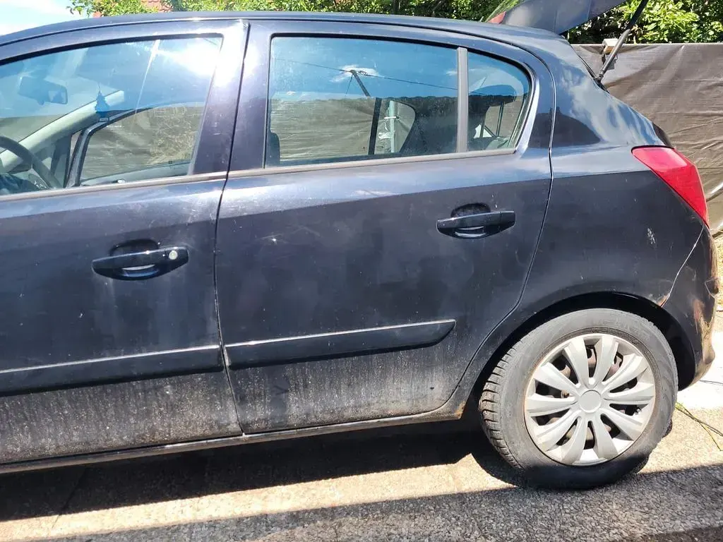 Gebraucht Opel Corsa 80 PS (58 kW) 2007 Schwarz Kleinwagen