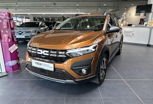 Gebraucht Dacia Sandero Expression 110 PS (80 kW) 2023 Orange Limousine