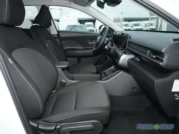 Neu Hyundai Kona 139 PS (102 kW) 2025 Atlas white SUV