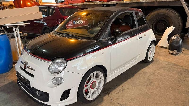 Weiß Gebraucht 2012 Fiat 500 Abarth Cabrio | 8.300 € (Superpreis) - Bild 1/4