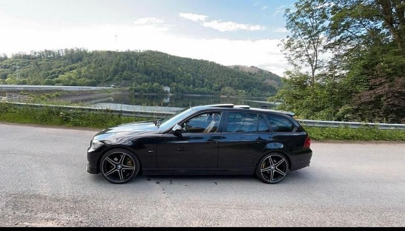Gebraucht BMW 318 2009 Schwarz Kombi