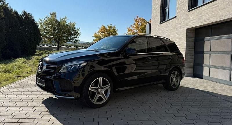 Schwarz Gebraucht 2016 Mercedes GLE400 AMG SUV | 32.500 € (Fairer Preis) - Bild 1/4