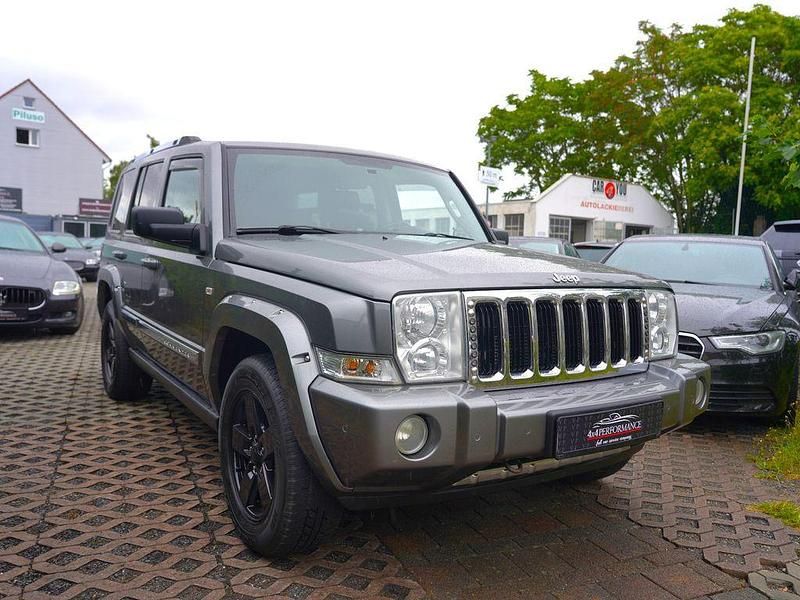 Grau Gebraucht 2007 Jeep Commander Limited SUV | 14.995 € (Teuer) - Bild 1/4