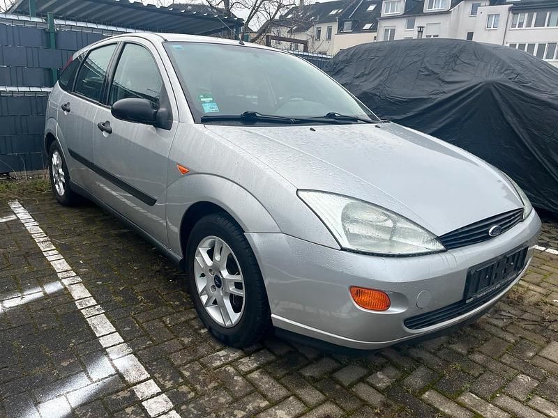 Second-hand Ford Focus 101 CP (74 kW) 1999 Berlinǎ