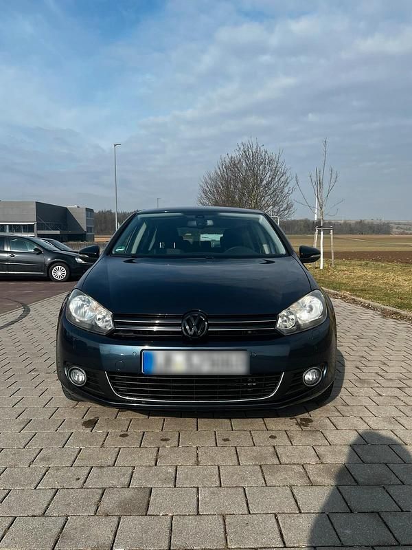 Blau Gebraucht 2012 VW Golf VII Style Kleinwagen | 9.250 € (Fairer Preis) - Bild 1/4