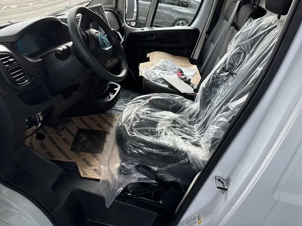 Neu Opel Movano 179 PS (131 kW) 2026 Weiss Van