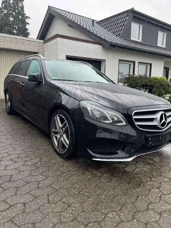 Usata Mercedes E250 AMG line 204 CV (150 kW) 2017 Nero Berlina