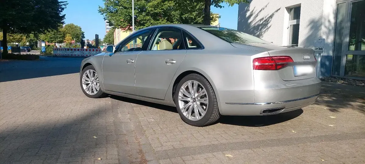 Gebraucht Audi A8 Comfort 385 PS (283 kW) 2014 Andere farben Limousine