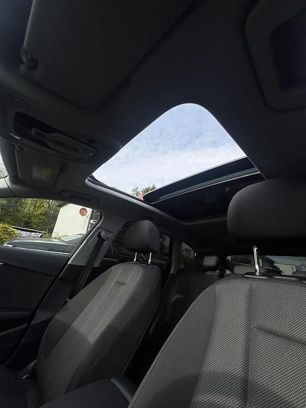 Gebraucht Audi A4 163 PS (119 kW) 2020 Schwarz Kombi