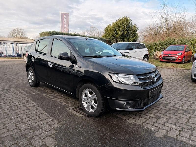 Gebraucht Dacia Sandero Lauréate 75 PS (55 kW) 2013 Schwarz Kleinwagen
