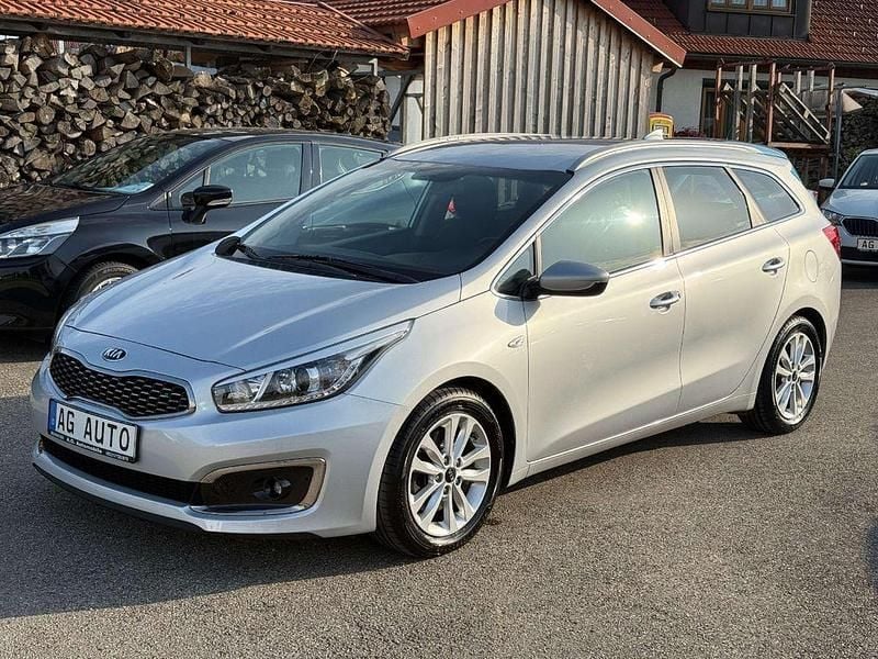 Gebraucht Kia Ceed Sportswagon 135 PS (99 kW) 2017 Silber Kombi