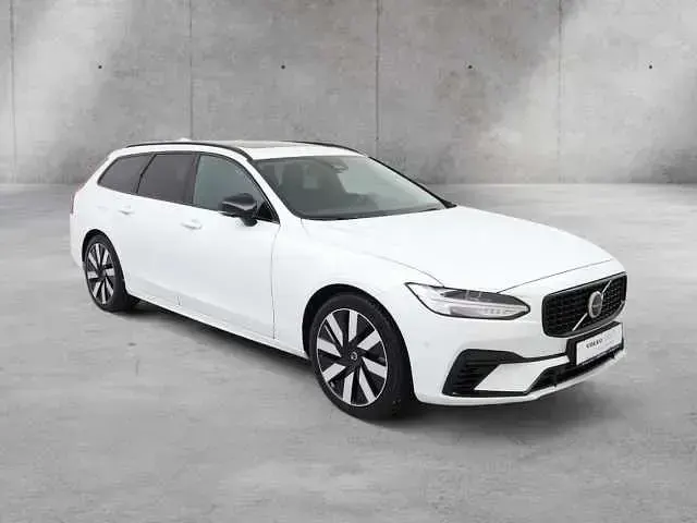 Second-hand Volvo V90 Plus 398 CP (292 kW) 2025 Alb Break