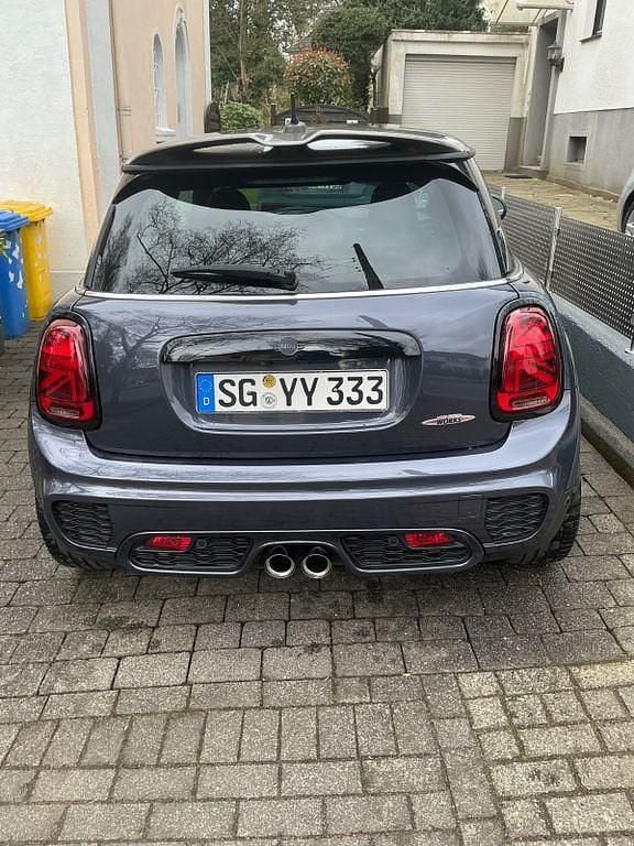 Gebraucht Mini John Cooper Works 231 PS (169 kW) 2020 Blau Kleinwagen