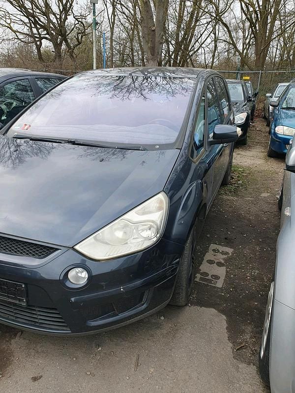 Gebraucht Ford Focus S 123 PS (90 kW) 2008 Blau SUV