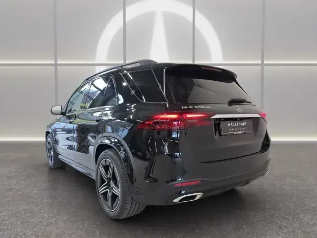 Gebraucht Mercedes GLE350 Advanced Plus 197 PS (144 kW) 2026 Schwarz SUV