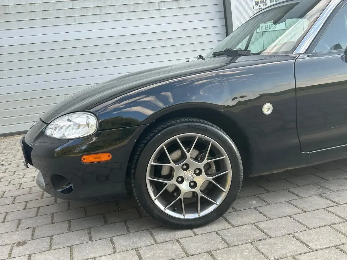 Brugt Mazda MX5 145 HK (106 kW) 2004 Sort Cabriolet