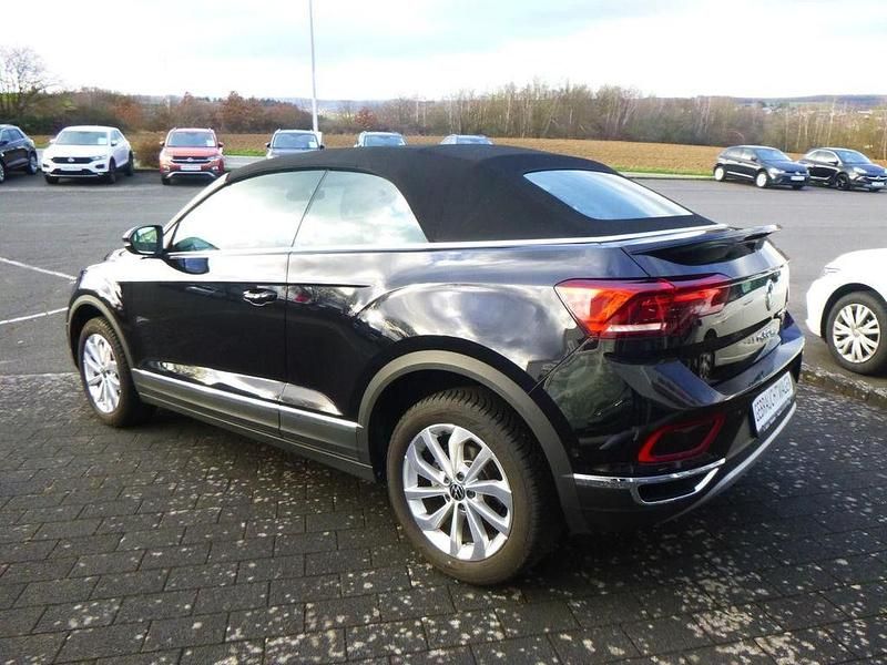 Gebraucht VW T-Roc Cabriolet Style 150 PS (110 kW) 2023 Schwarz Cabrio