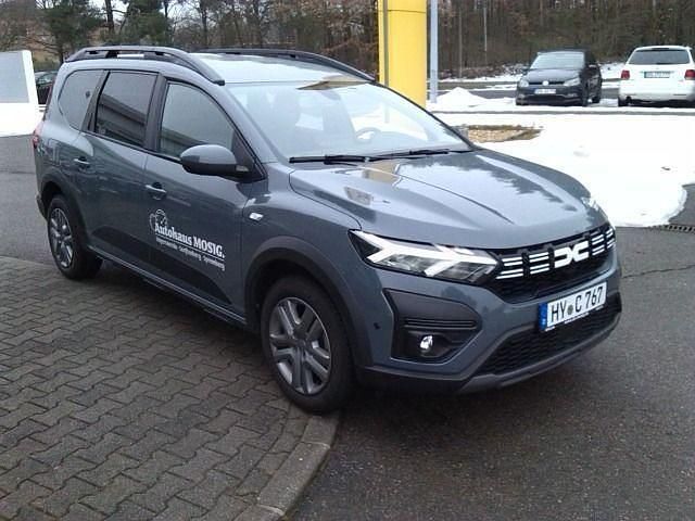 Gebraucht Dacia Jogger Expression 101 PS (74 kW) 2023 Grau Van / Kleinbus