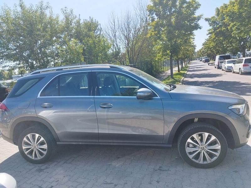 Gebraucht Mercedes GLE300 245 PS (180 kW) 2021 Grau SUV
