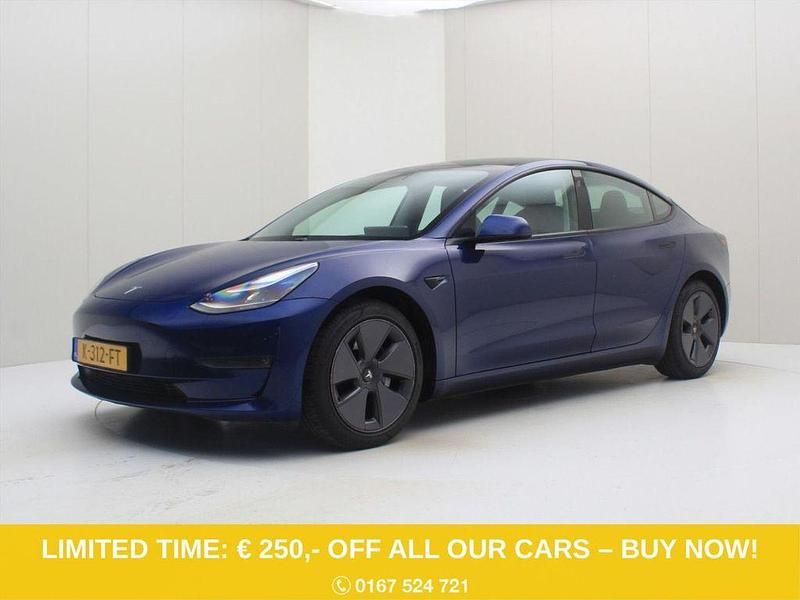 Blau Gebraucht 2020 Tesla Model 3 Long Range AWD Limousine | 23.900 € (Fairer Preis) - Bild 1/4