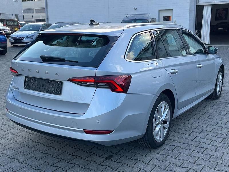 Gebraucht Skoda Octavia Style 150 PS (110 kW) 2021 Silber Kombi