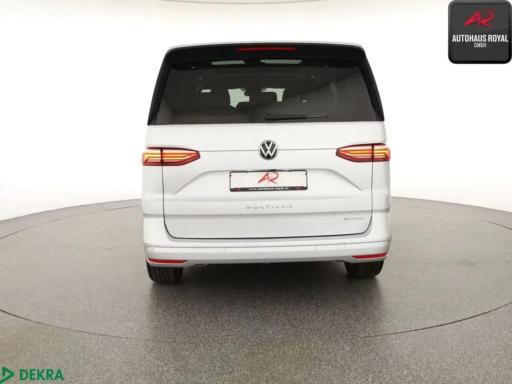 Gebraucht VW Multivan Energetic 218 PS (160 kW) 2022 Reflexsilber Van / Kleinbus