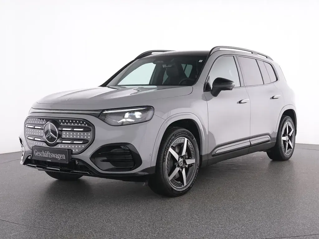 Gebraucht Mercedes GLB250 AMG 200 kW (272 PS) 2026 Grau SUV