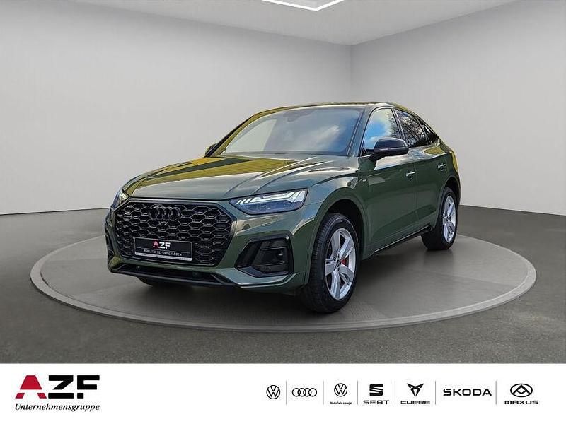 Grün Gebraucht 2022 Audi Q5 Ambiente SUV | 41.890 € (Teuer) - Bild 1/4