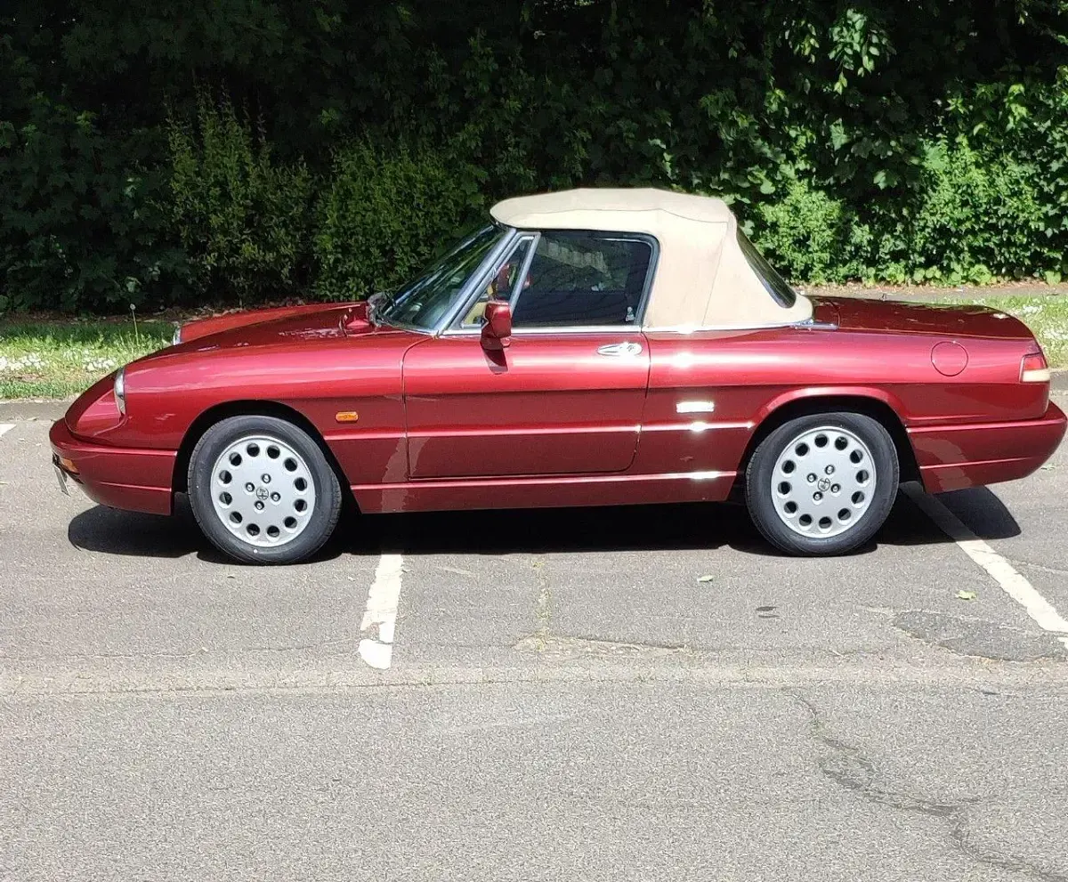 Gebraucht Alfa Romeo Spider 120 PS (88 kW) 1992 Rot Cabrio