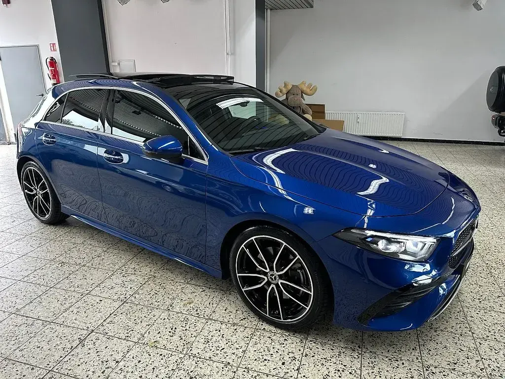 Gebraucht Mercedes A220 AMG line 190 PS (139 kW) 2025 Blau Limousine