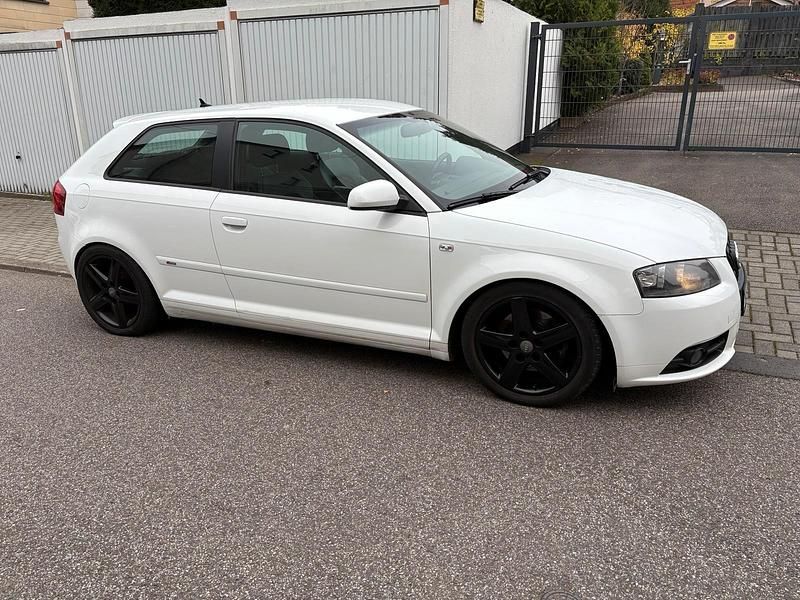 Weiß Gebraucht 2008 Audi A3 S-Line Coupé | 3.400 € (Guter Preis) - Bild 1/4