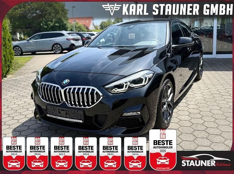 Black sapphire metallic Gebraucht 2023 BMW 218 M Sport Coupé | 26.980 € (Guter Preis) - Bild 1/2