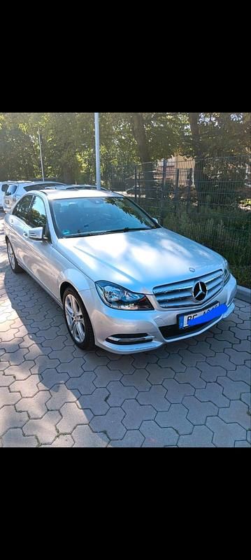 Gebraucht Mercedes C250 Avantgarde 204 PS (150 kW) 2011 Silber Limousine