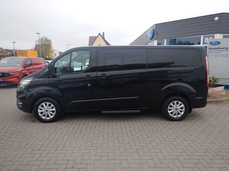 Gebraucht Ford Tourneo 131 PS (96 kW) 2019 Schwarz Van / Kleinbus
