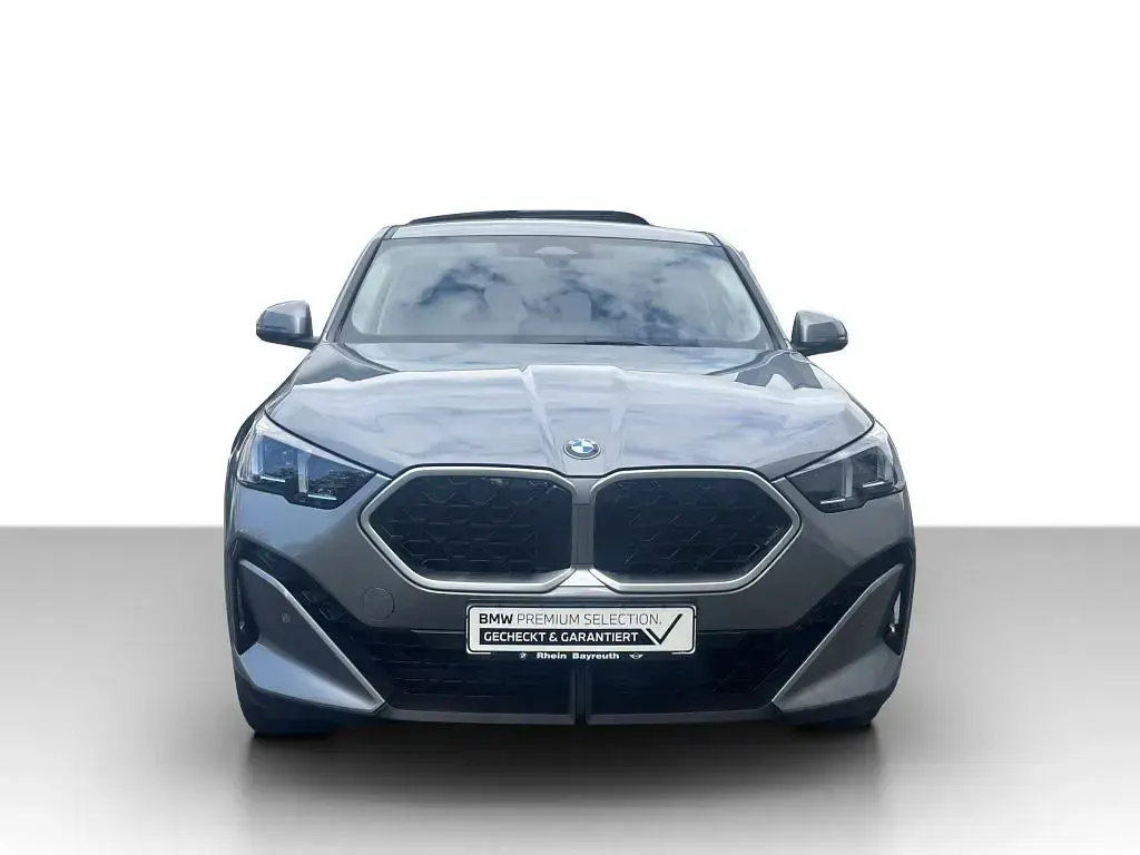 Gebraucht BMW X2 156 PS (114 kW) 2025 Grau SUV