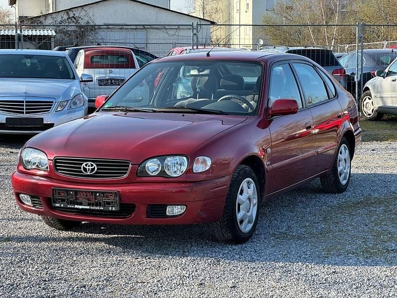 Gebraucht Toyota Corolla Limited 97 PS (71 kW) 2001 Rot Limousine