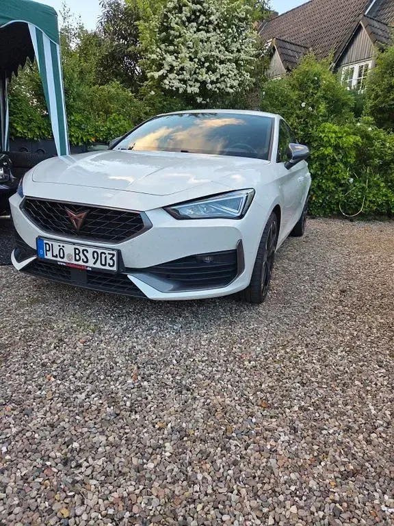 Gebraucht Cupra Leon 245 PS (180 kW) 2021 Weiß Limousine