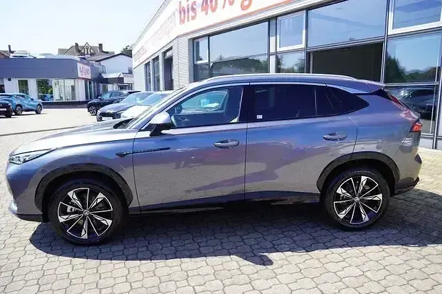 Neu MG HS Luxury 224 PS (164 kW) 2026 Grau SUV