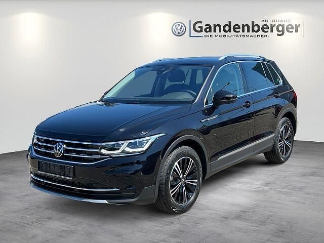 Gebraucht VW Tiguan Elegance 150 PS (110 kW) 2024 Schwarzschwarz SUV