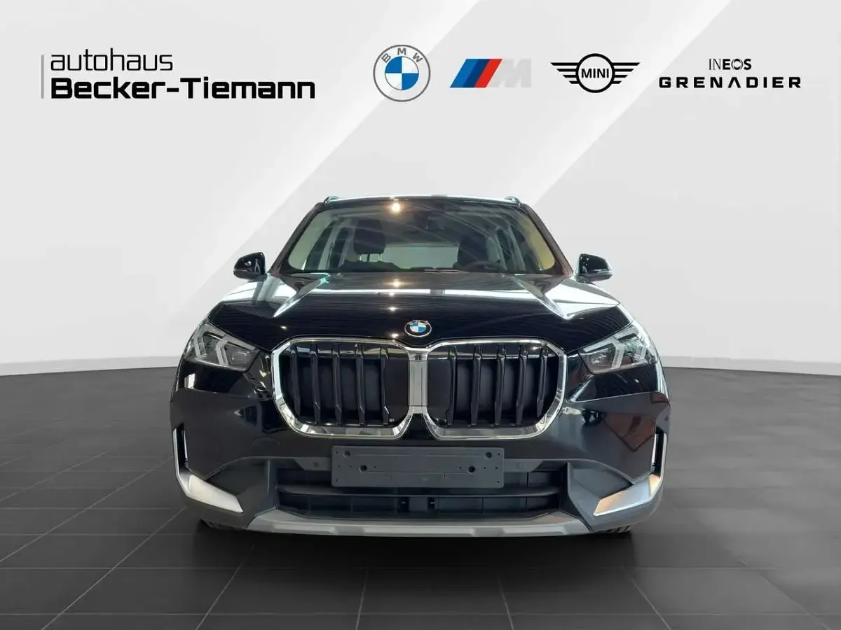 Neu BMW X1 Exclusive 136 PS (100 kW) 2026 Schwarz SUV