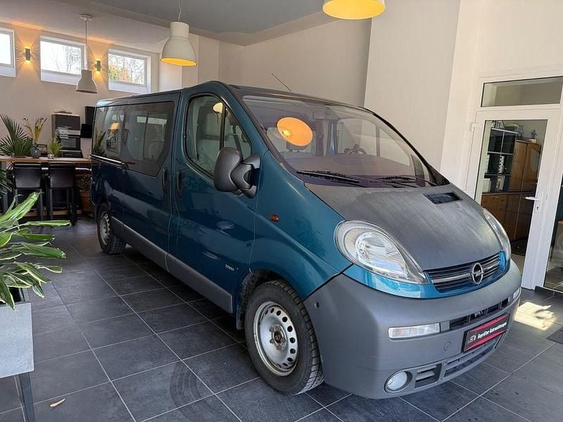 Gebraucht Opel Vivaro 135 PS (99 kW) 2006 Blau Van / Kleinbus